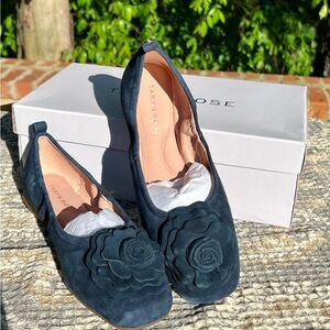 NIB Taryn Rose Rosalyn Ballet Flat in Midnight - size 5.5